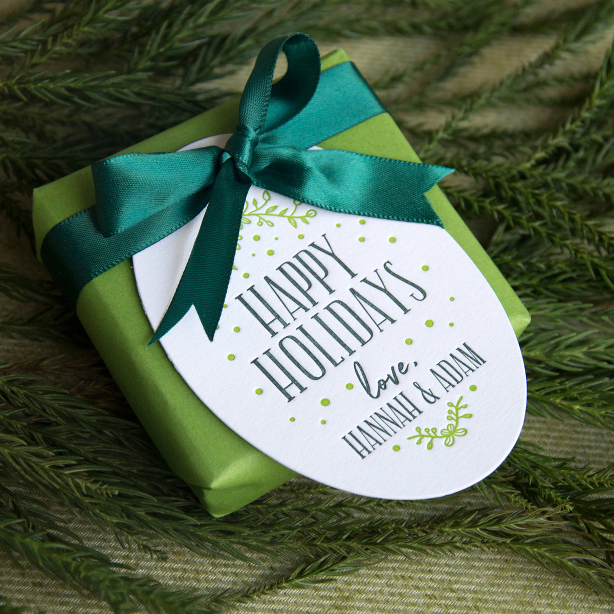 Happy Holidays Gift Tag T203