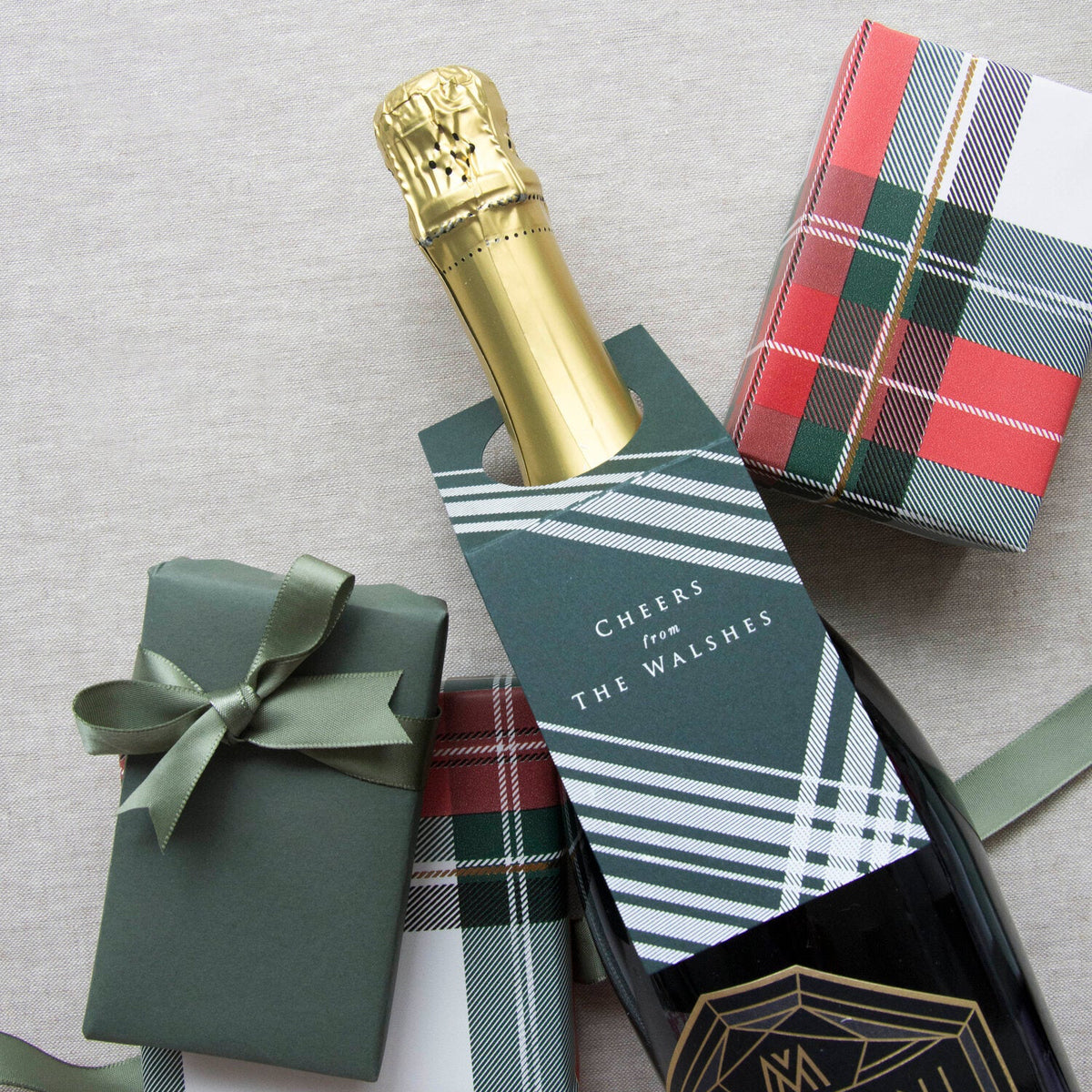 Cheers Plaid Wine Tag WT436